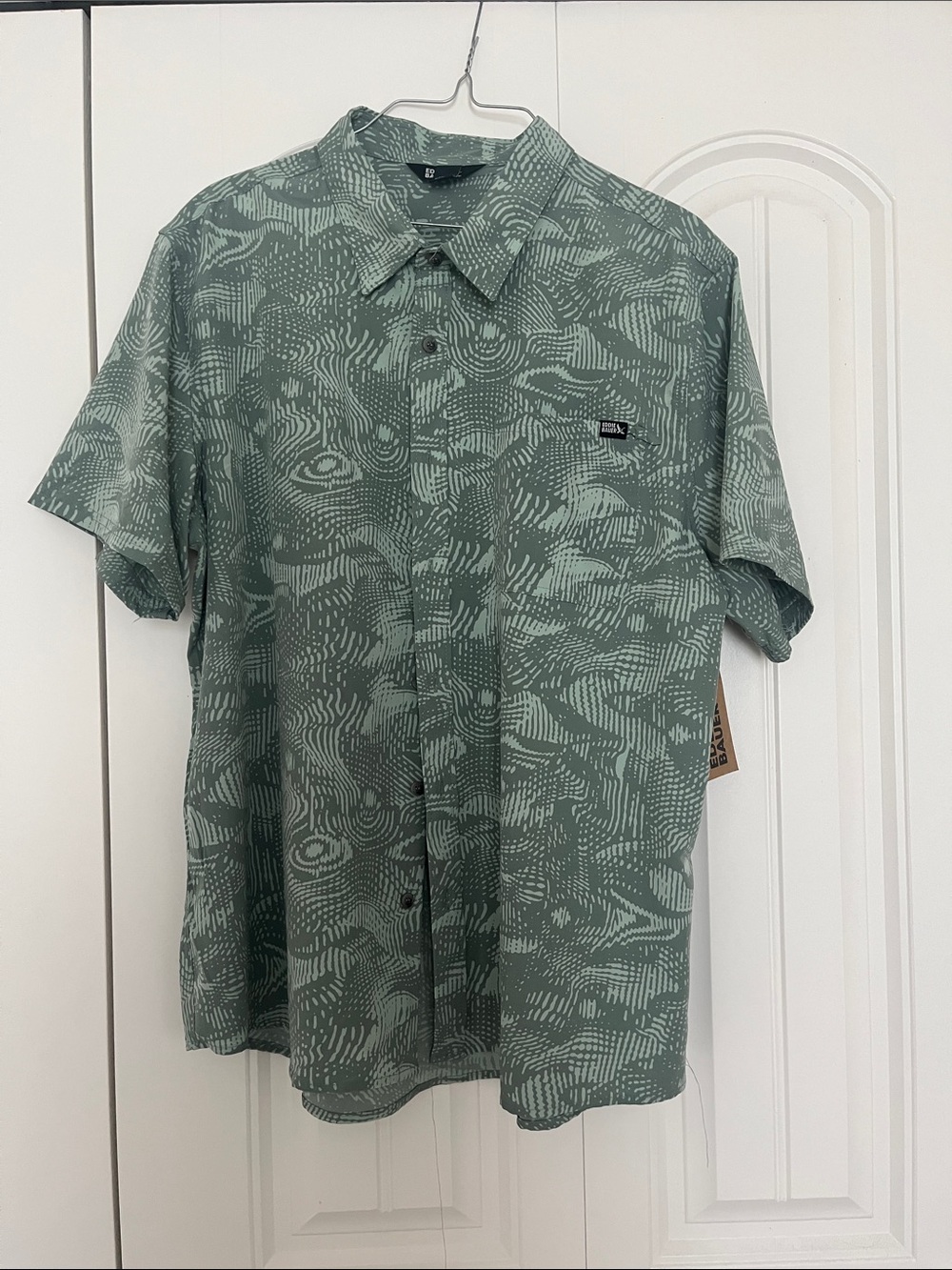 Eddie Bauer Sage Green Patterned Short-Sleeve Button-Down